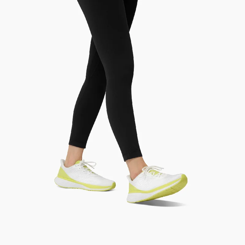 Women's Relay Trainer (Key Lime)