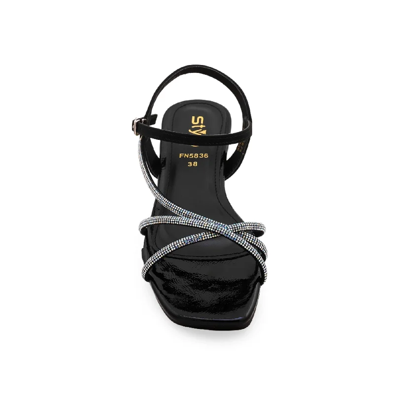 black-fancy-sandal-fn5836