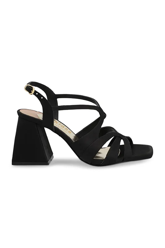 sandalia-de-tacon-color-negro-05034