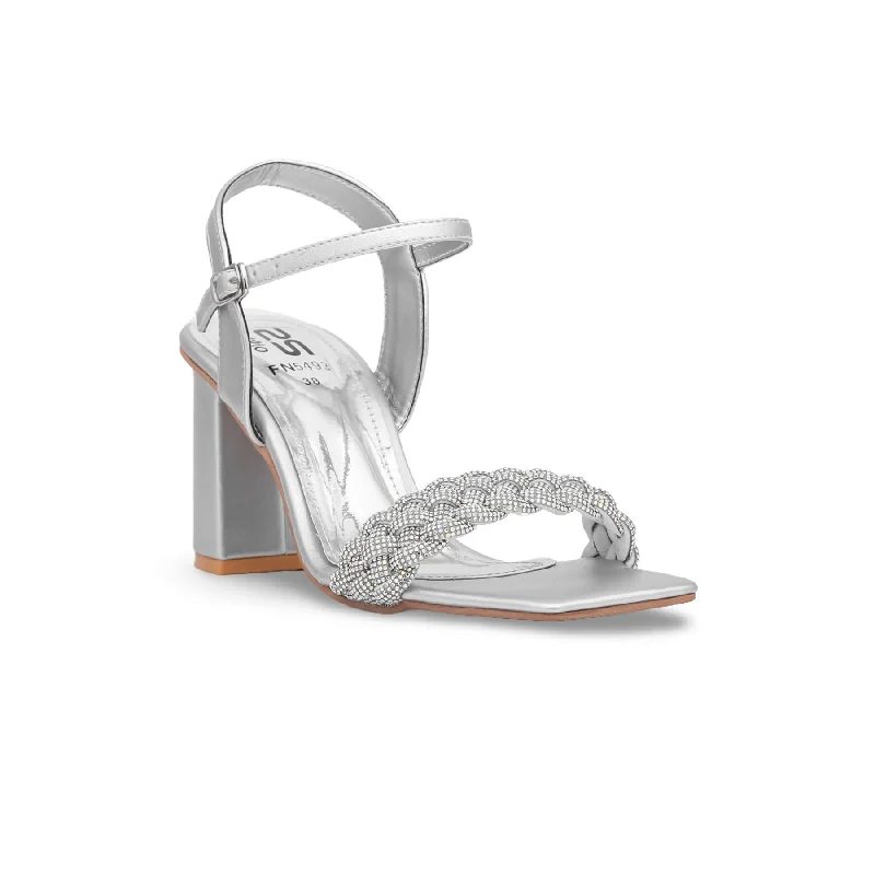 silver-fancy-bridal-sandal-fn5493