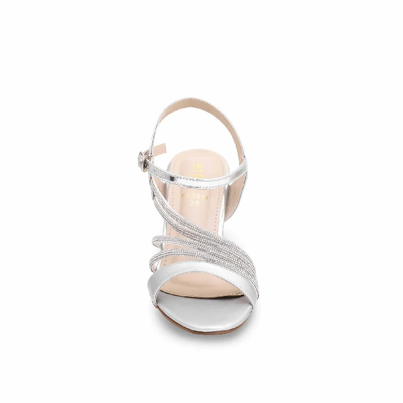 silver-fancy-sandal-fn5811